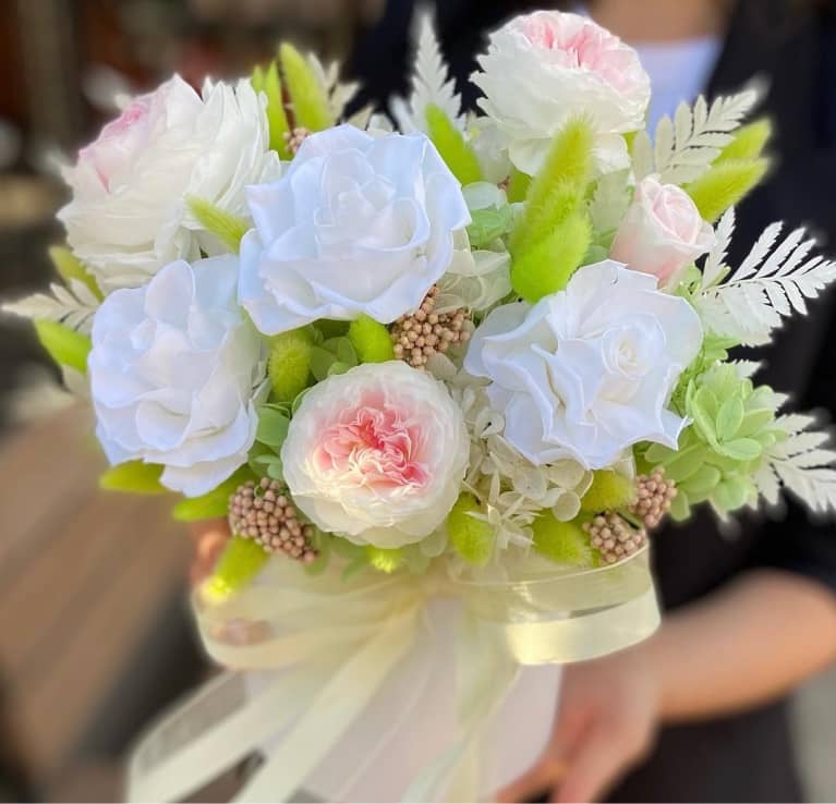 букет в зеленой цветовой гамме